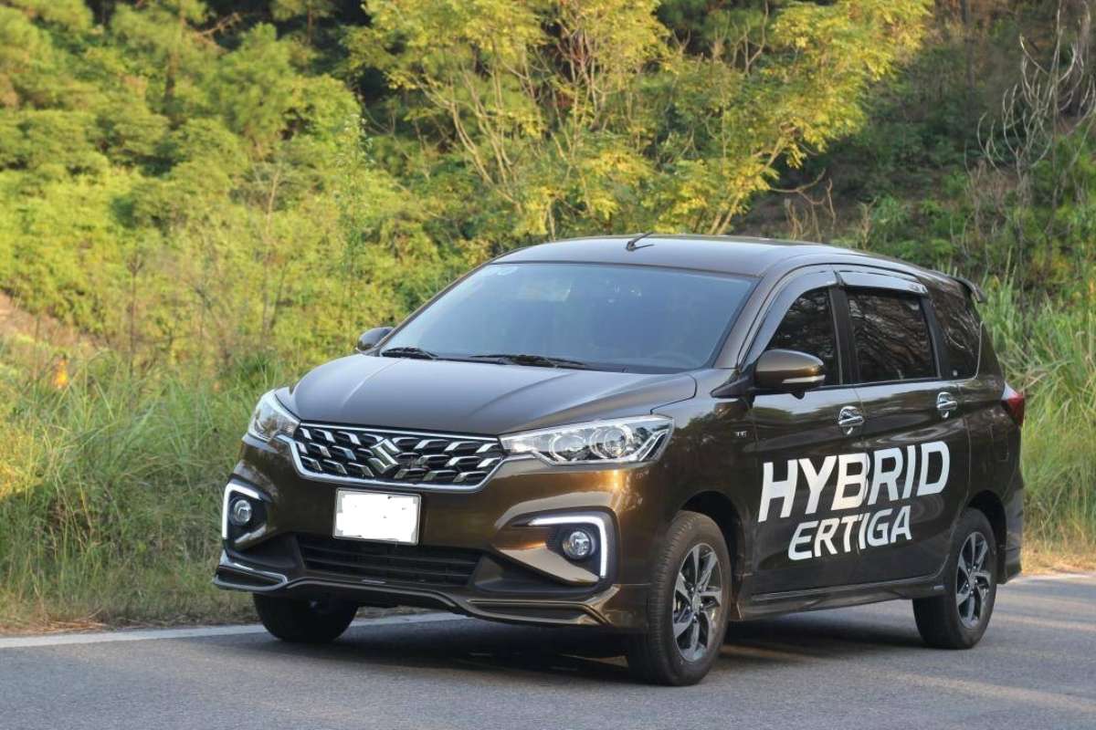 Xe Suzuki Ertiga 8 Mẫu xe Suzuki Ertiga cũ được bán tại Phong Bổn Auto với nhiều ưu đãi