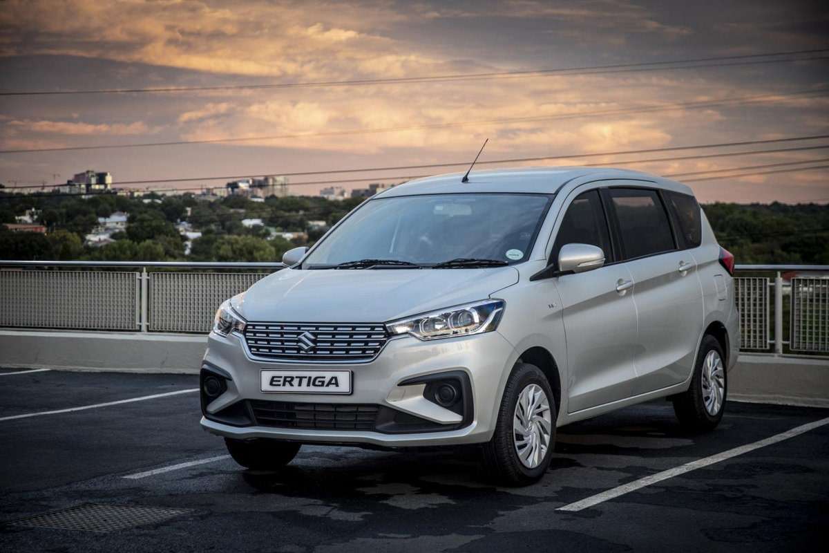 Xe Suzuki Ertiga 12 Mẫu xe Suzuki Ertiga cạnh tranh trực tiếp với Xpander