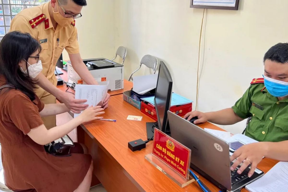 Các đối tượng áp dụng thí điểm sang tên xe qua tài khoản VNeID